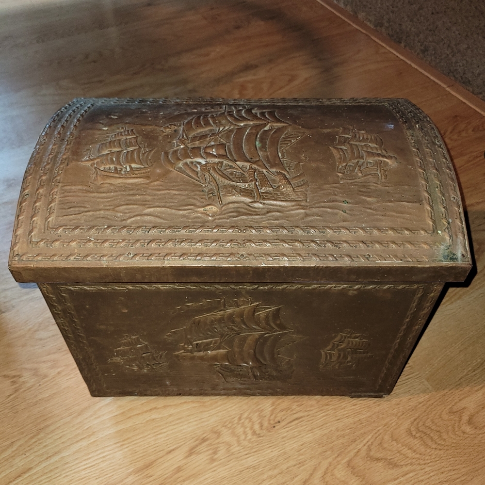 Vintage Brass Tinder Box